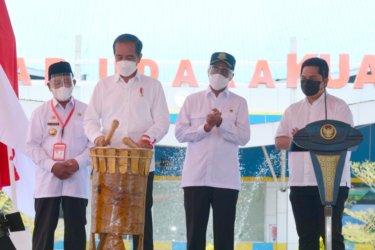 Presiden Jokowi Resmikan Terminal Baru Bandara Kuabang Di Halut ...